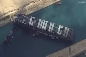 Египет започва разширяване на Суецкия канал