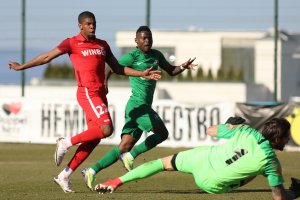 Шампионът Лудогорец се класира на 1 4 финалите за Купата на България