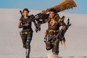 Мила Йовович полугола  започна да отстрелва зомбита през 2002 ра когато излезе