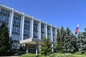 Единият от изгонените руски дипломати напусна България