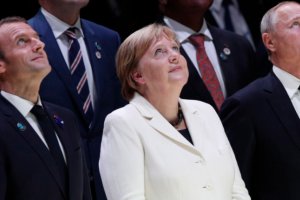 Владимир Путин проведе видеоконферетни разговори с френския президент Еманюел Макрон