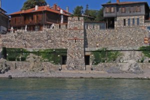 Районният съд в Бургас нареди на община Созопол да премахне