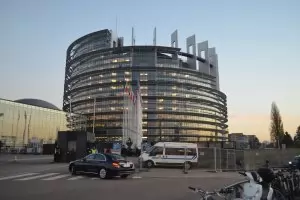 Шпионски скандал в полза на Китай разтресе Европарламента
