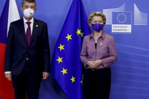 Ролите на премиера на Чехия Андрей Бабиш и като политик