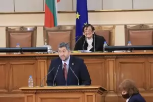 "Демократична България" подгони Гешев и ВСС