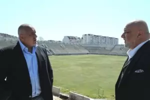 Лъсна как Борисов заблуди всички за стадиона на "Ботев" (Пд)