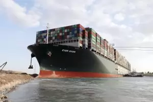 Управата на Суецкия канал арестува кораба "Евър Гивън"