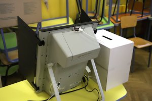 Малко съмнение остава че фирмата Сиела Норма която достави 9600