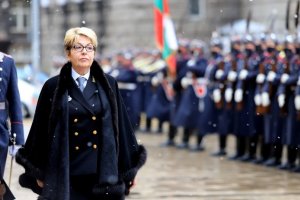 Българите трябва да мислят за България а не да изпълняват нечии