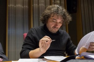 Петър Дундаков е автор на музика отвъд жанровете който последно нашумя