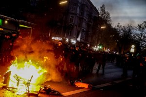 Близо 30 000 души са излезли на вчерашните първомайски протести