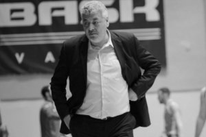 Тази вечер на 53 годишна възраст внезапно почина един от най големите ни