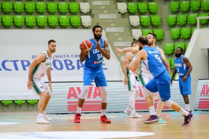 Двата най силни отбора в редовния сезон на Националната баскетболна лига