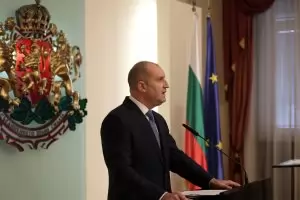 Доц. Огнян Минчев: Време е служебните кабинети да бъдат премахнати