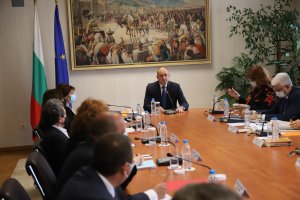 Втори консултации за ЦИК при президента Радев стартират днес в