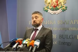 Министърът на енергетиката уволни ръководството на БЕХ