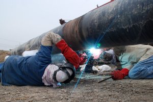 Министърът на енергетиката на Русия Николай Шулгинов и посланикът на Пакистан