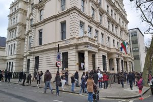 След като се разбра че само служебно откритите избирателни секции