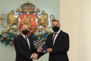 Професионалният боксьор Кубрат Пулев продължава спортната си кариера и на