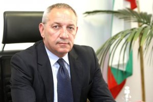 Като повечето фигури в назначения от президента Румен Радев служебен