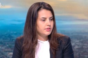 Десислава Трифонова която в четвъртък се оплака колко грубо е