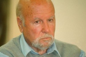 Със съгласието на автора Чавдар Добрев историите са избрани от