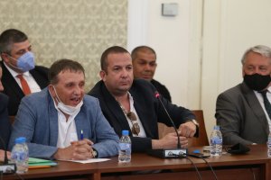 Бизнесменът Светослав Илчовски влезе на разпит в спецпрокуратурата Той се