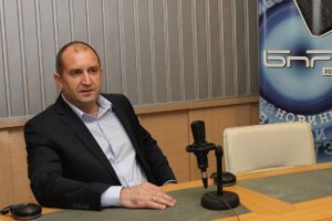 Под служебното правителство са заложени бомби заяви президентът Румен Радев