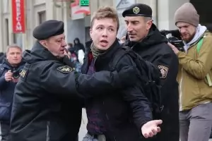 ЕС забрани полети на беларуски самолети над територията му