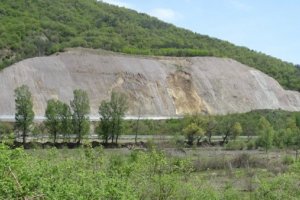 Срути се скат на новостроящия се ЛОТ 3 1 на магистрала Струма край