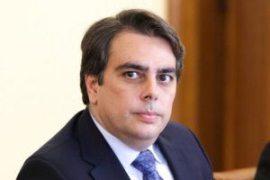 Промяна в правилника на Агенция Митници ще задължи всички служители