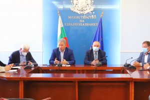 Служебният здравен министър Стойчно Кацаров предложи серия от промени в системата на