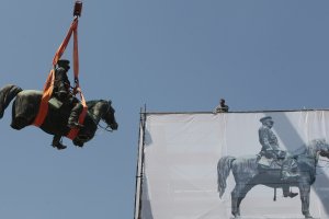 Служебният министър на културата проф Велислав Минеков ще поиска прокурорска