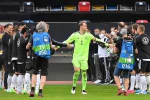 Капитанът на националния отбор по футбол на Германия Мануел Нойер