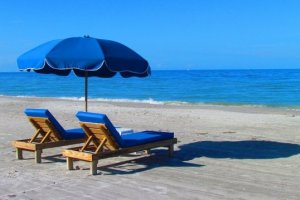 Почивките на 150 000 български туристи в Гърция са пред