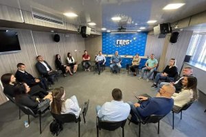 Лидерът на ГЕРБ Бойко Борисов продължава срещите си с младежи