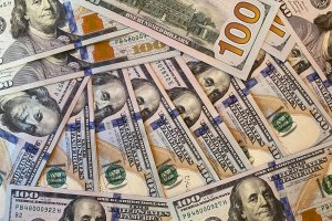 Повече от пет милиона души са станали милионери през 2020