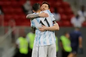 Аржентина би пестеливо на Копа Америка в рекорден мач на Меси