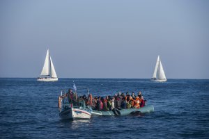 28 мигранти загинаха в Средиземно море на западното крайбрежие на
