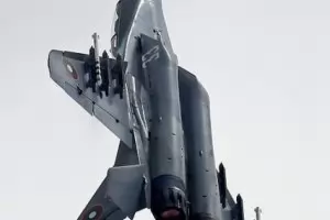 Военните трескаво търсят черната кутия на падналия МиГ 29