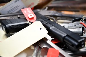 Петима души са били убити а най малко 34 ранени при серия от масови