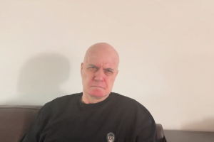 Има ли дълбок замисъл в дилетантщината на хората около Слави