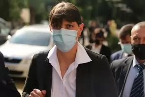 По искане на Кьовеши съдът нареди арест за българка