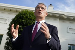 НАТО възнамерява да въведе задължението за колективна отбрана и в