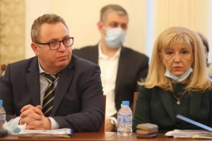 Държавното дружество Автомагистрали е превъзлагало недопустимо дейност за милиарди левове