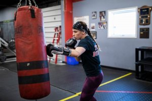 Мечтата на канадската боксьорка Мeнди Бужо да играе на олимпийските