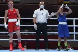 Боксьорката Стойка Кръстева вече е на крачка от медал