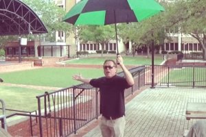 Художник от Флорида заплашва да съди италианския артист Салваторе Гарау