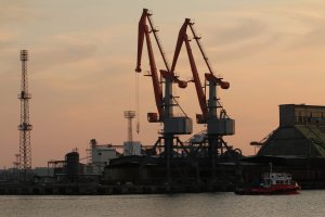 Епидемичен взрив от COVID 19 е избухнал на товарен кораб с