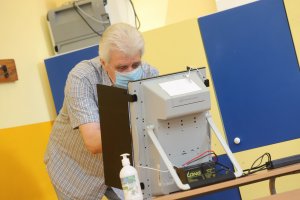 Още в първите часове на изборния ден започнаха да пристигат